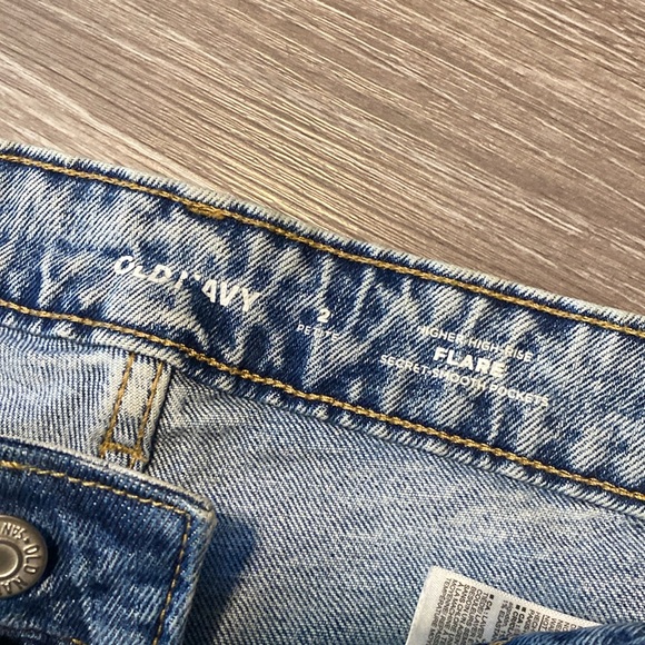 Old Navy Light Blue Flare Jeans - Picture 3 of 11